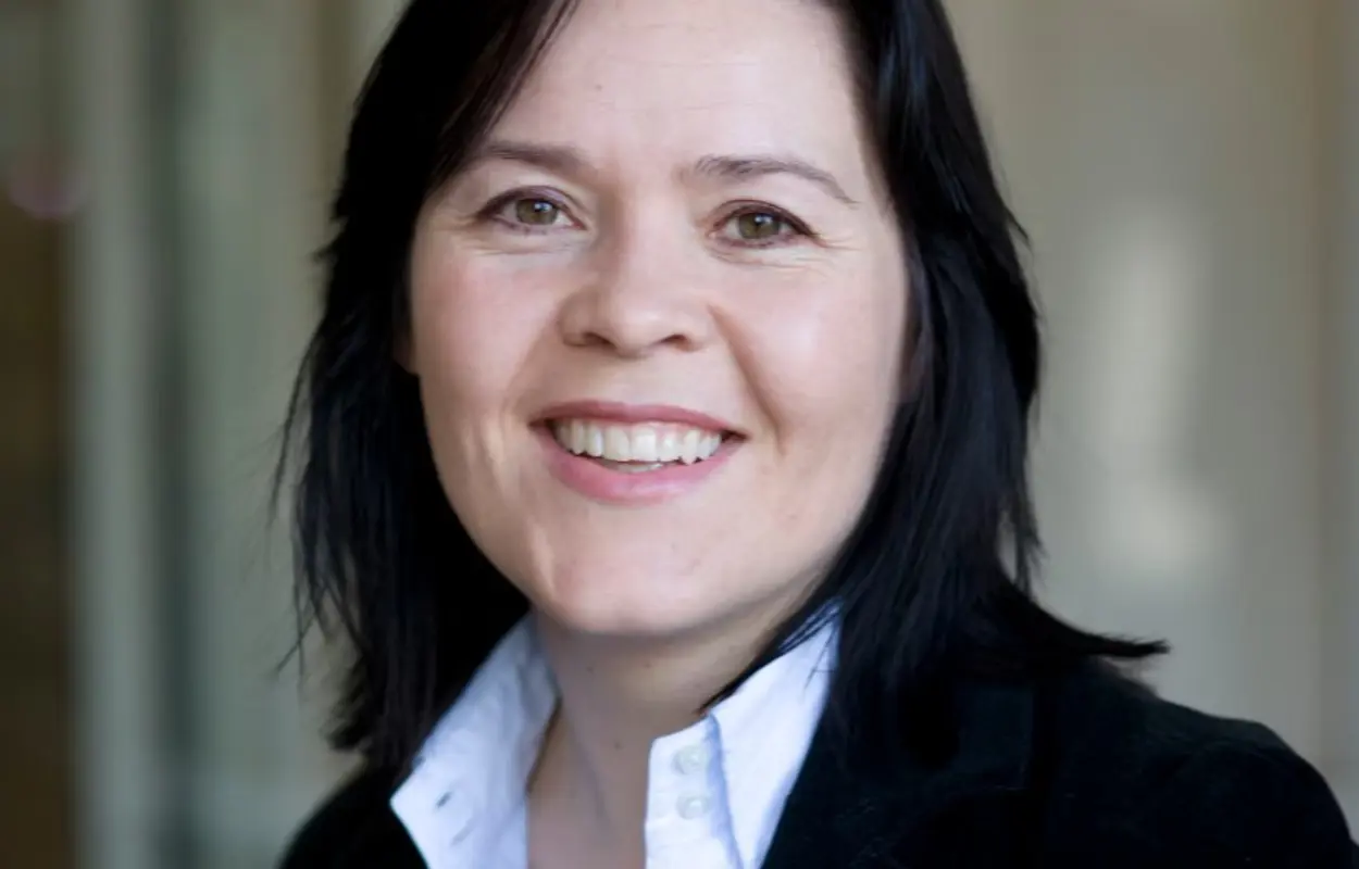 /media/vyfko5dc/elisbeth-holvik-smn.jpg?width=1250&amp;height=800&amp;format=WebP